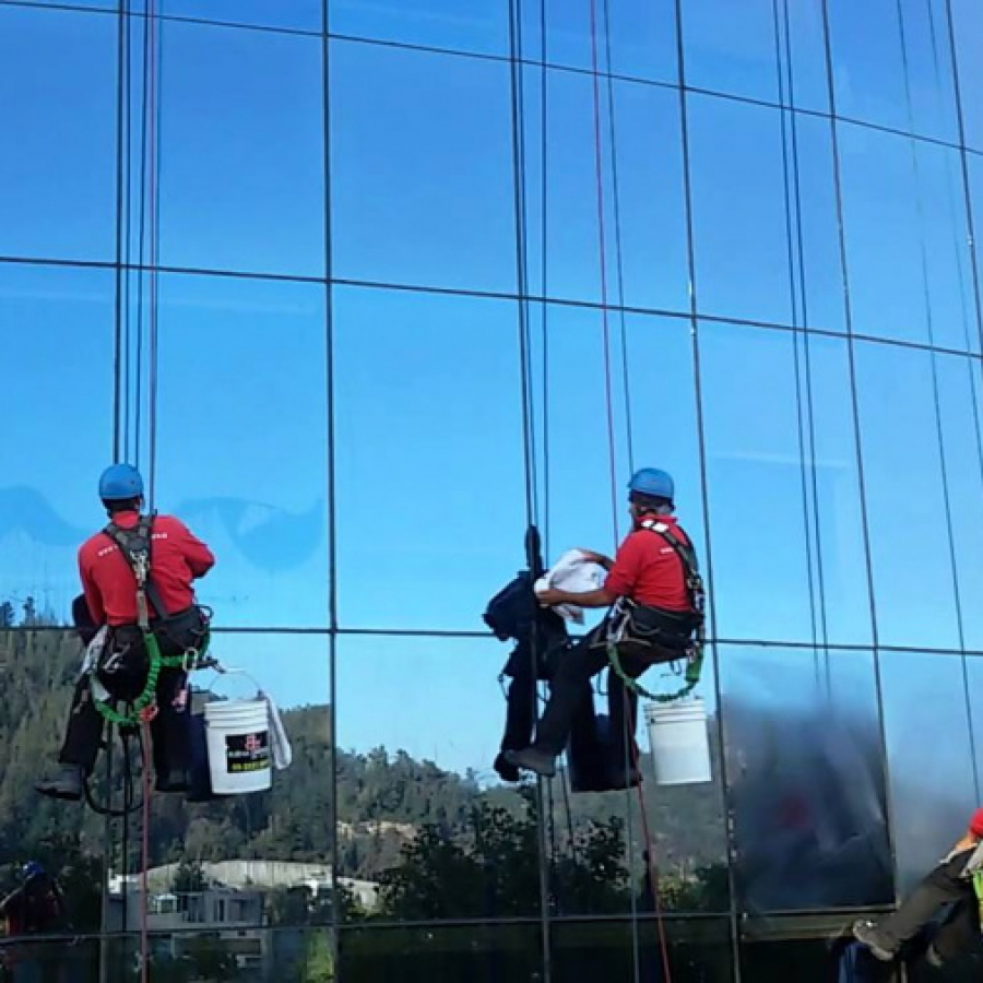 Limpieza De Vidrios y Fachadas De Edificios